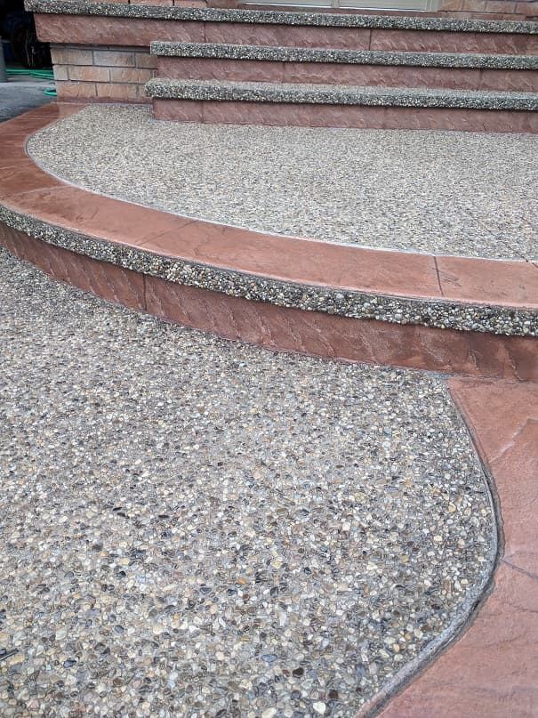 Curved exposed aggregate steps and landing
